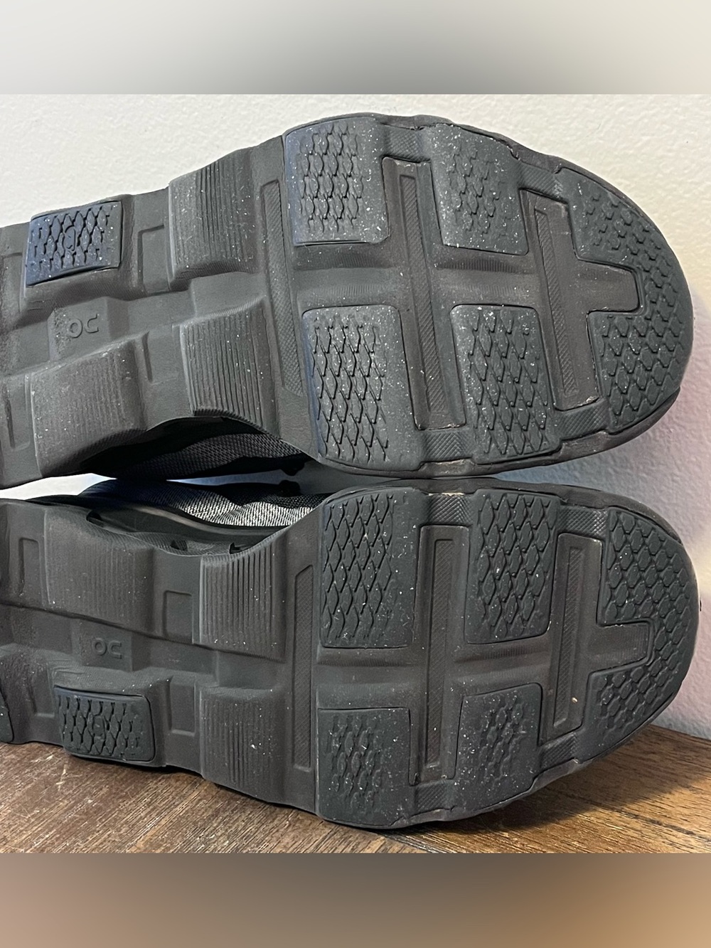 On Cloudmonster Black Sneakers Womens 9.5 - Picture 12 of 13